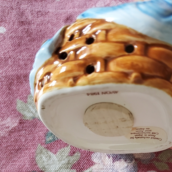 Vintage Cat Kitten Sleeping in Basket - Picture 5 of 5